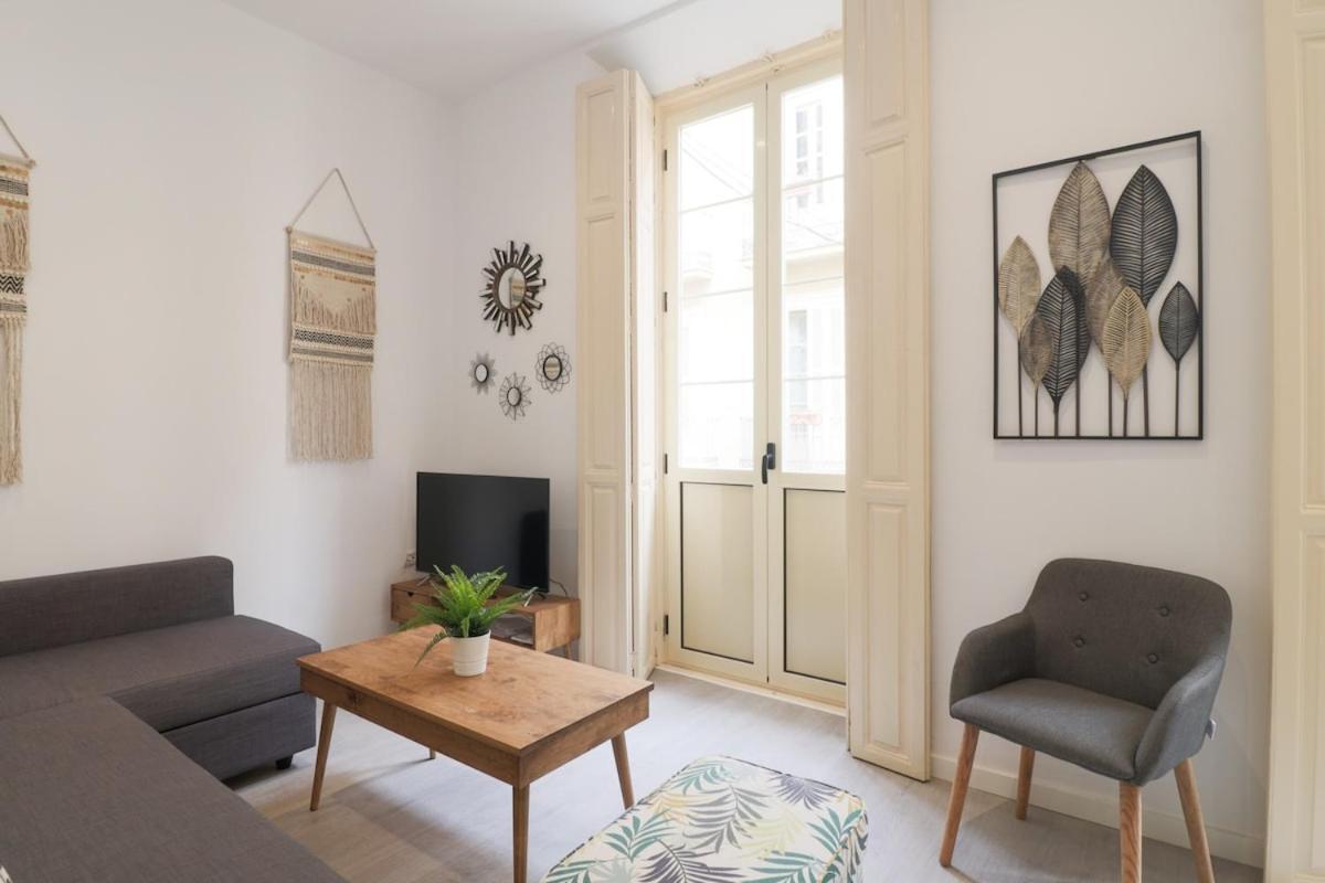 C93 - Trendy Two Bedrooms In Ollerias مالقة المظهر الخارجي الصورة