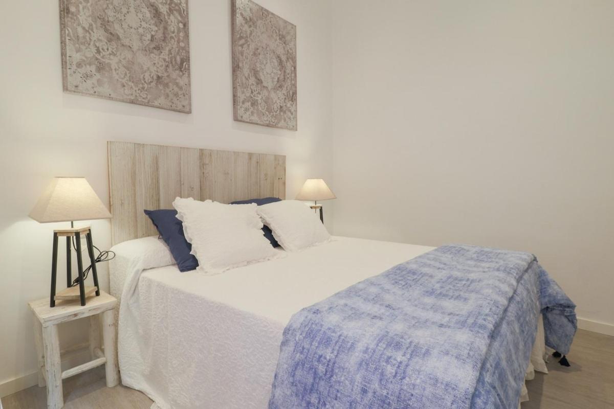 C93 - Trendy Two Bedrooms In Ollerias مالقة المظهر الخارجي الصورة