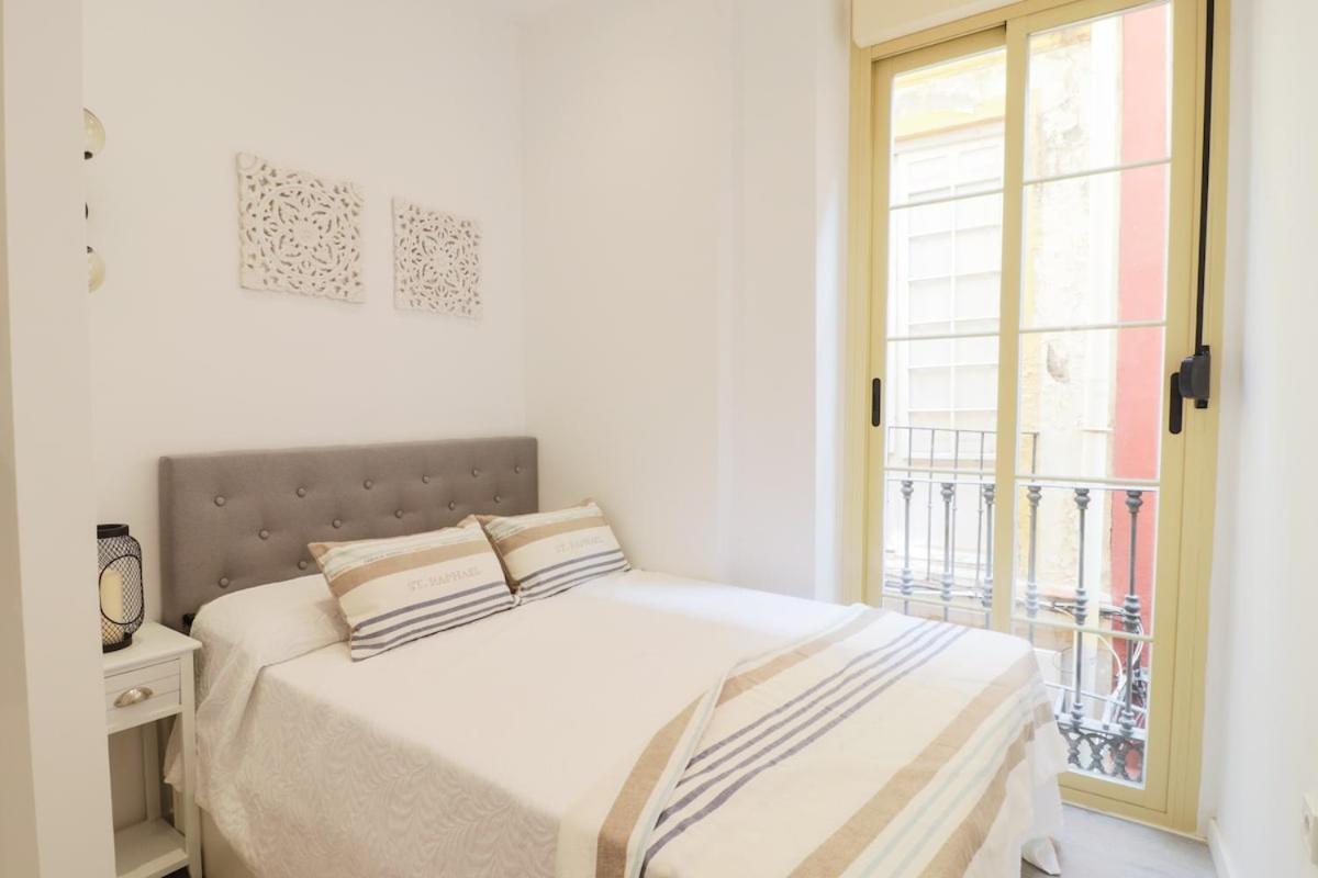 C93 - Trendy Two Bedrooms In Ollerias مالقة المظهر الخارجي الصورة