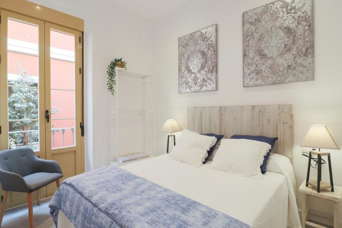 C93 - Trendy Two Bedrooms In Ollerias مالقة المظهر الخارجي الصورة
